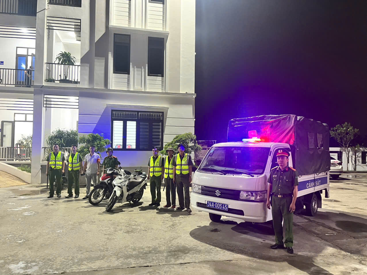Công an xã Hà Bắc: Xuyên đêm, xuyên lễ giữ bình yên cho Nhân dân nghỉ lễ Quốc khánh 2/9